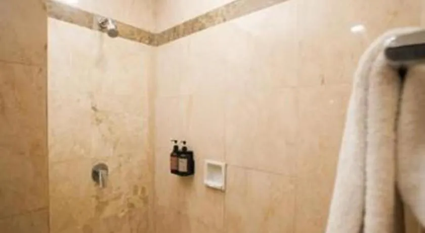 Makassar Golden Hotel