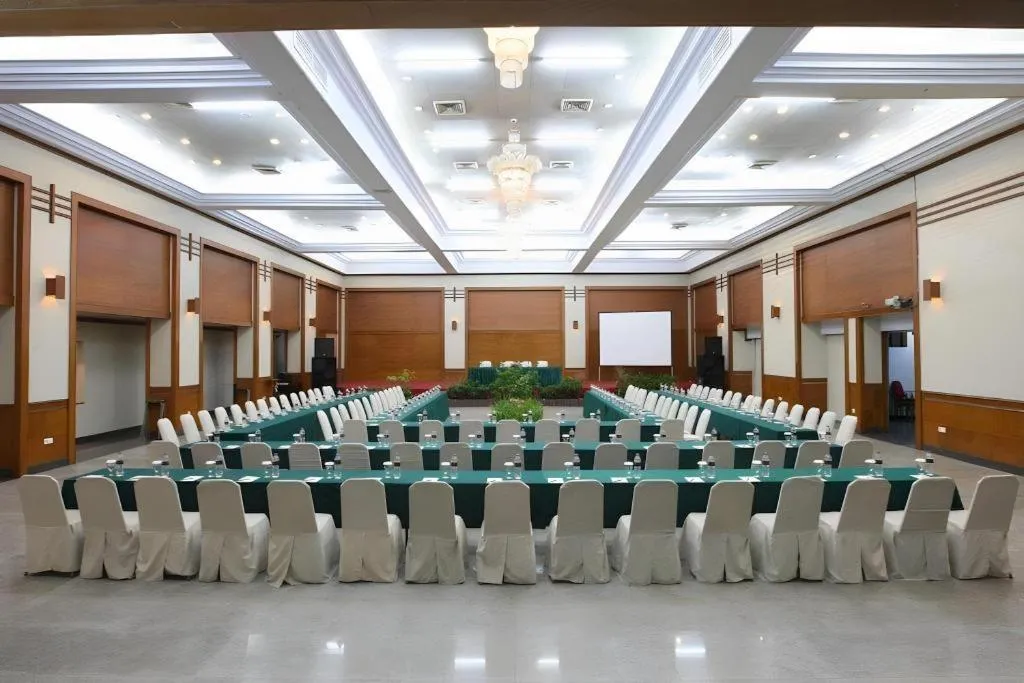 Makassar Golden Hotel