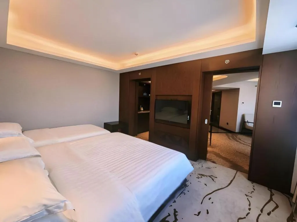 Bed in Rui Cheng Hotel