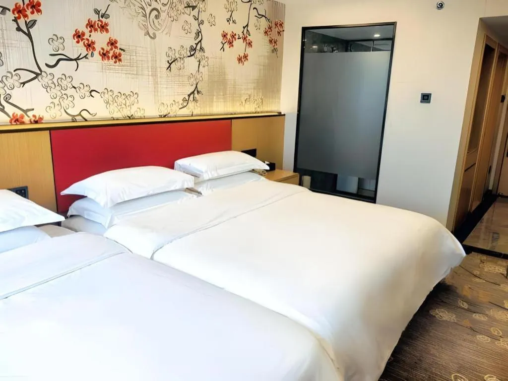Bed in Rui Cheng Hotel