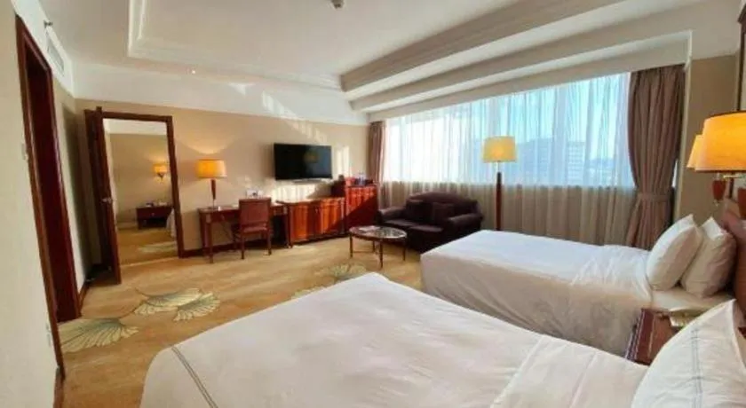 Bed in Jianguo Garden Hotel