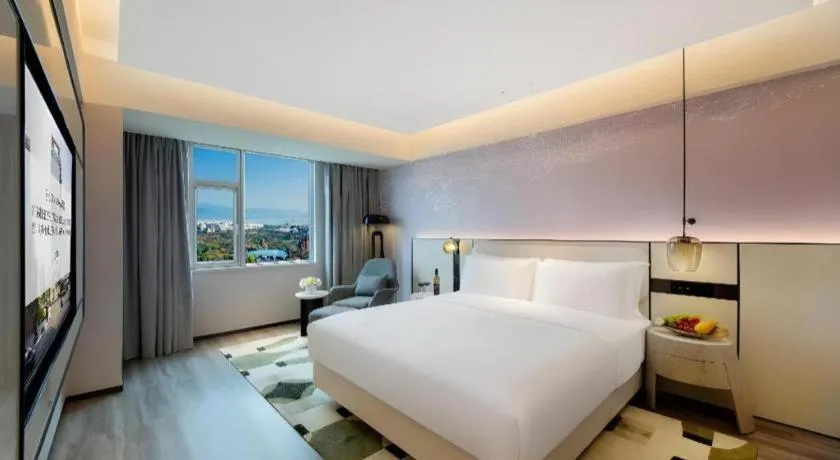 Bed in Seaview Gleetour Hotel Shenzhen Eastwing building