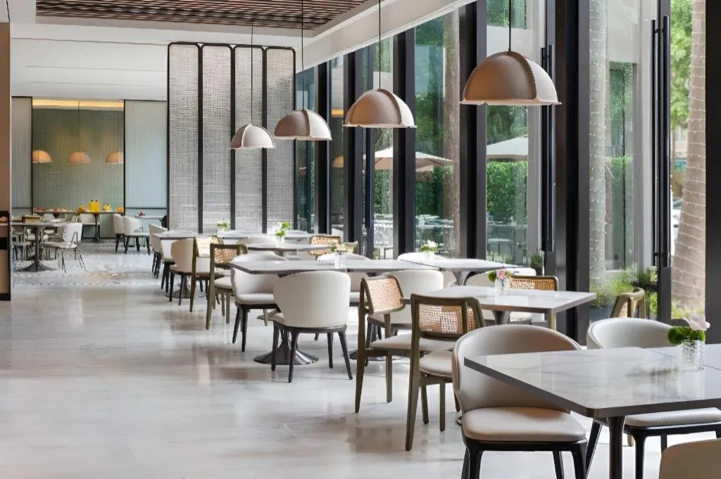 Seaview Gleetour Hotel Shenzhen Eastwing building