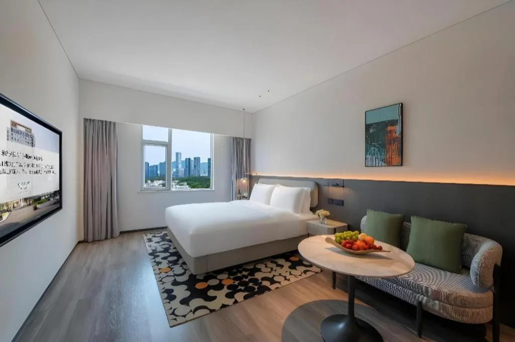 Bed in Seaview Gleetour Hotel Shenzhen Eastwing building