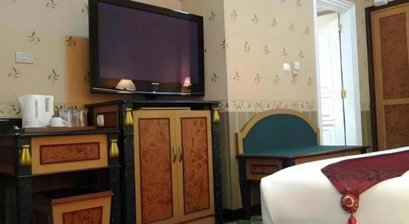 Bed in Gajahmada Graha Hotel