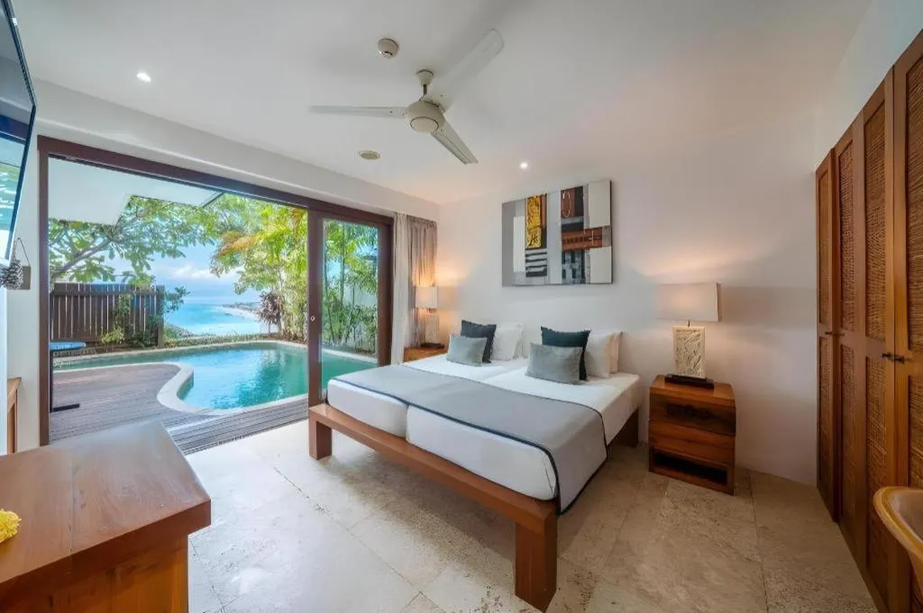 Bed in Batu Karang Lembongan Resort & Spa