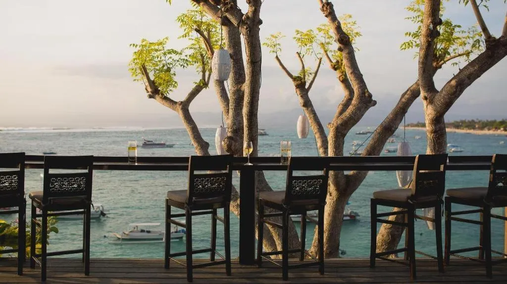 Batu Karang Lembongan Resort & Spa