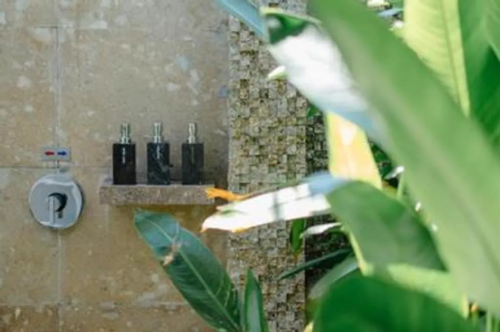 Batu Karang Lembongan Resort & Spa