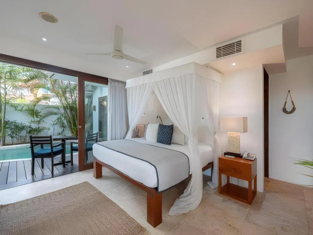 Bed in Batu Karang Lembongan Resort & Spa