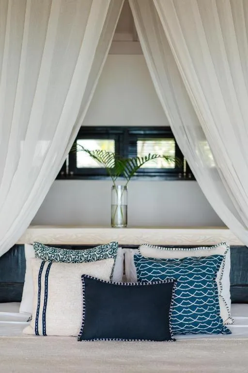 Batu Karang Lembongan Resort & Spa