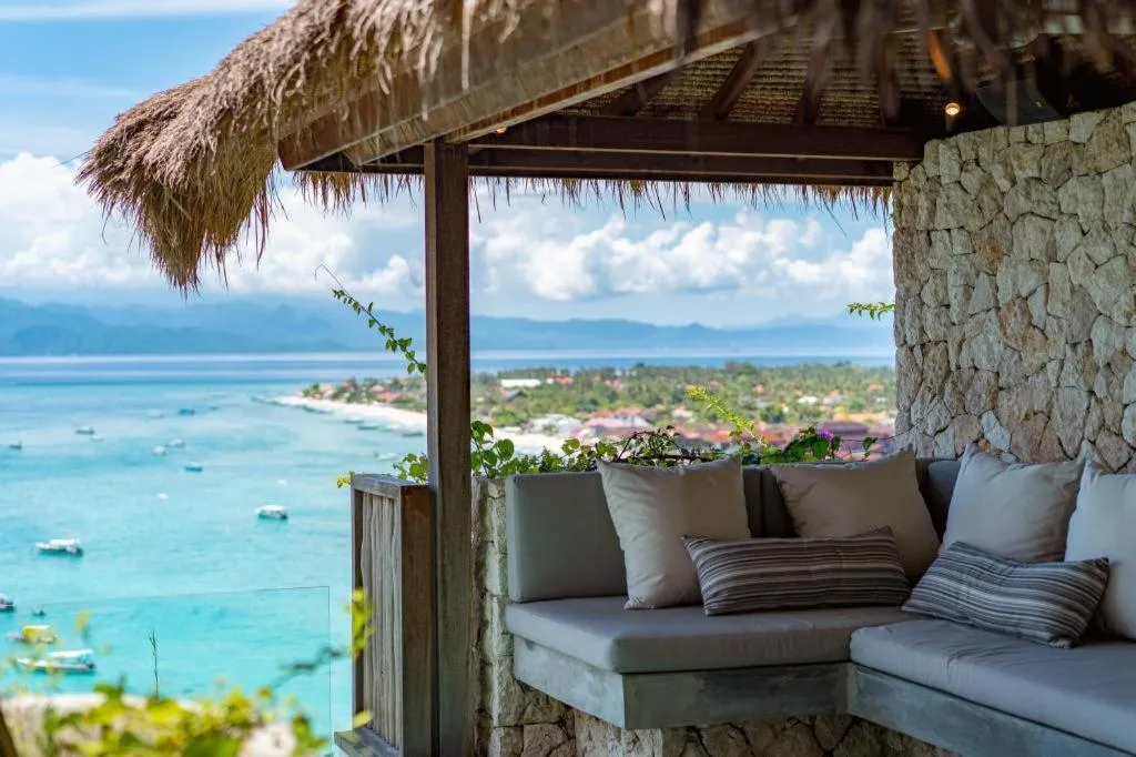 Batu Karang Lembongan Resort & Spa