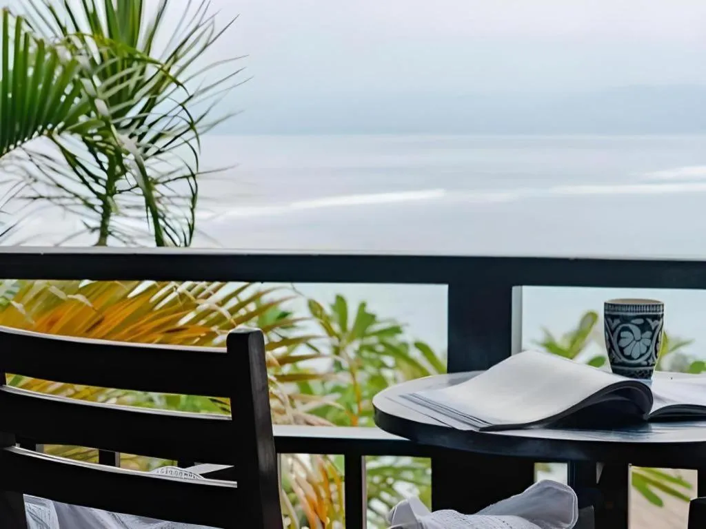 Batu Karang Lembongan Resort & Spa