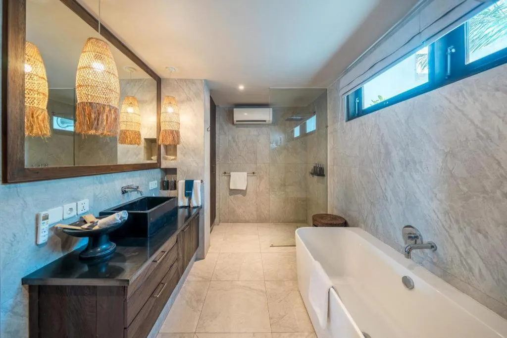 Batu Karang Lembongan Resort & Spa