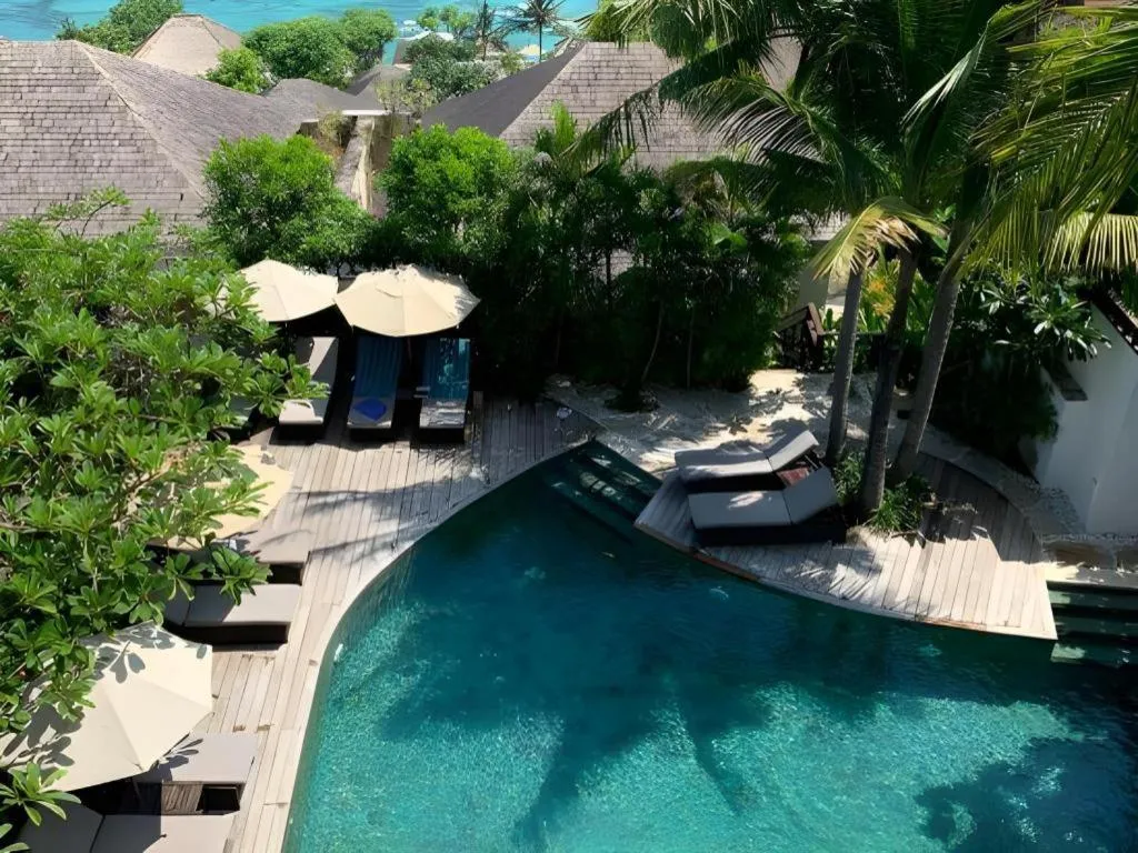 Batu Karang Lembongan Resort & Spa