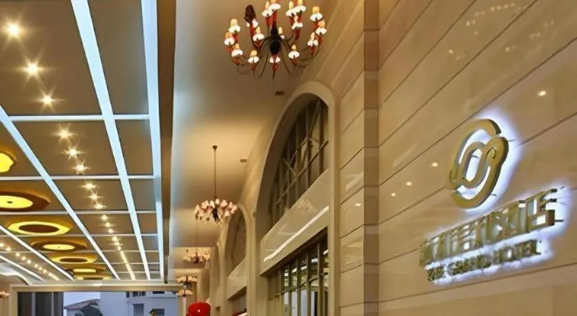 Yihe Grand Hotel