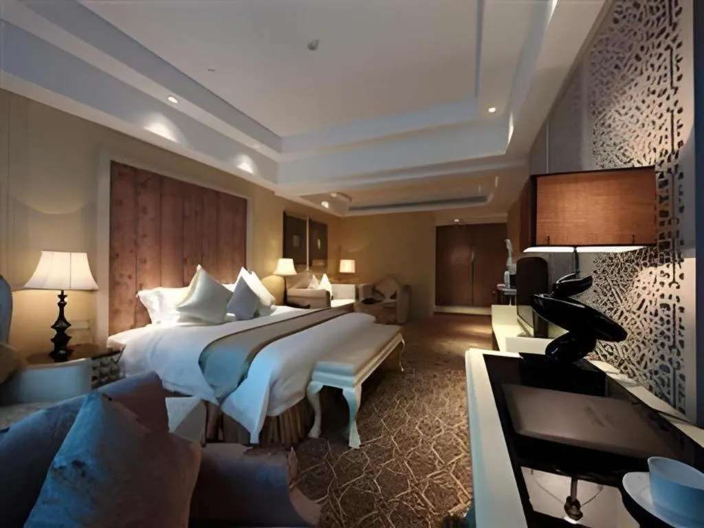 Bed in Yihe Grand Hotel