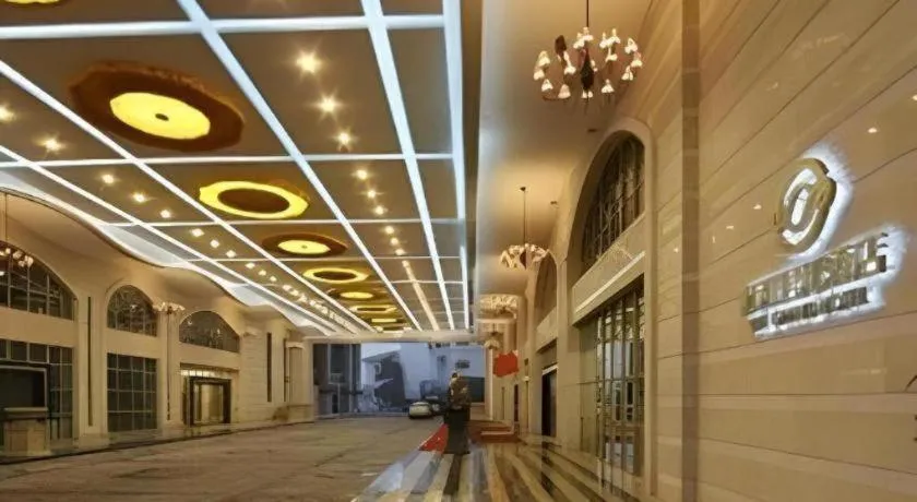 Yihe Grand Hotel