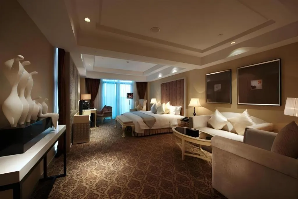Bed in Yihe Grand Hotel