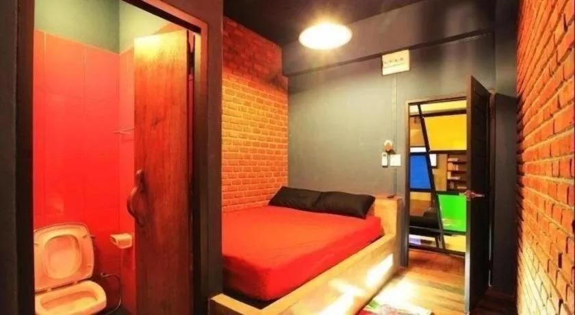 Bed in The Royal Chiangkhan Boutique Hotel