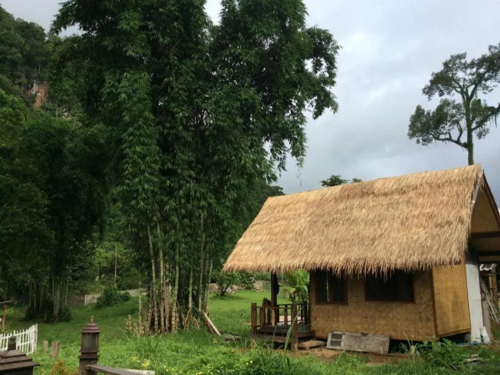Chiang Dao Hut