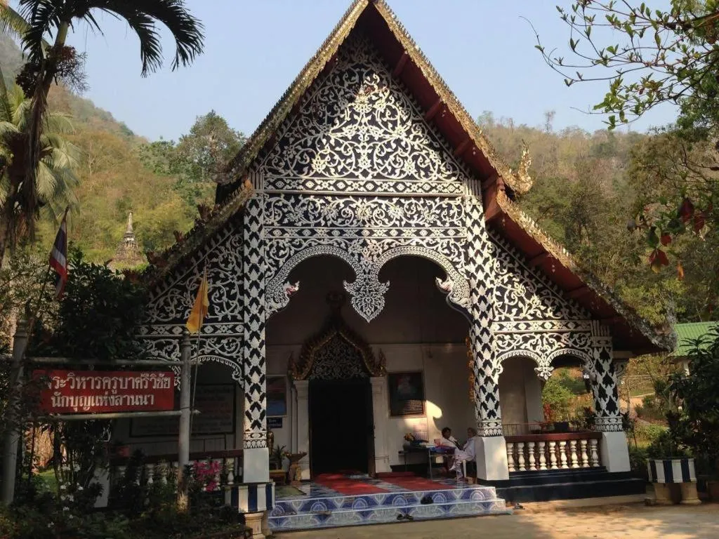 Chiang Dao Hut