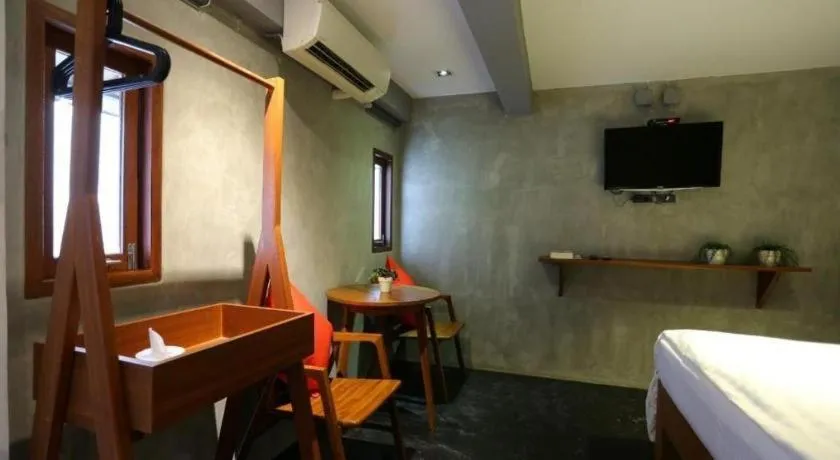 Chic Chiangkhan Hotel