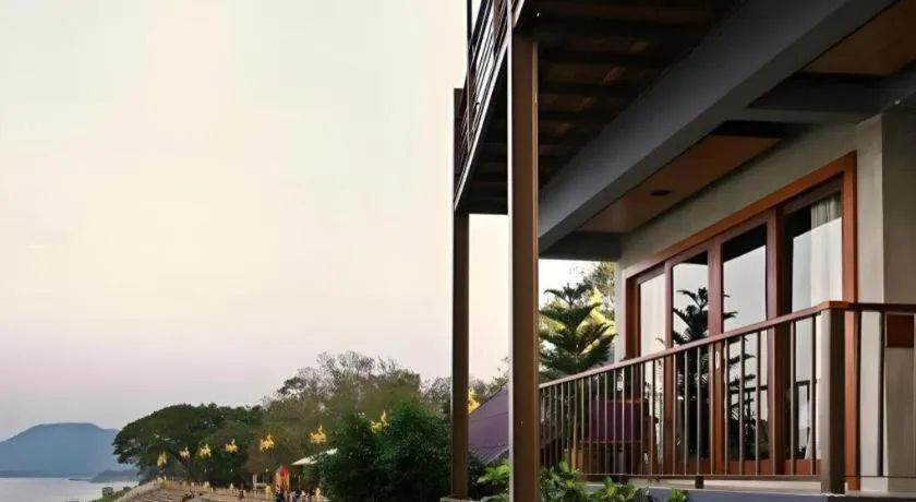 Chic Chiangkhan Hotel