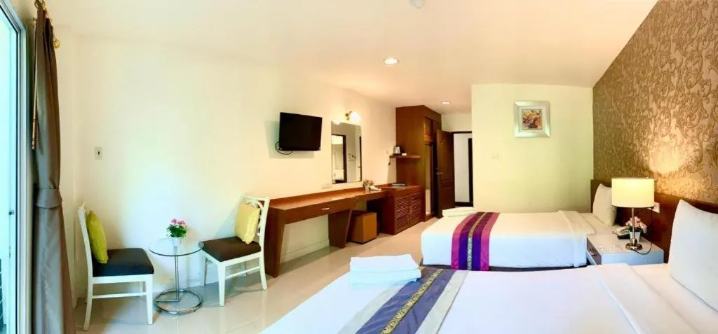 Bed in Sida Resort Hotel Nakhon Nayok