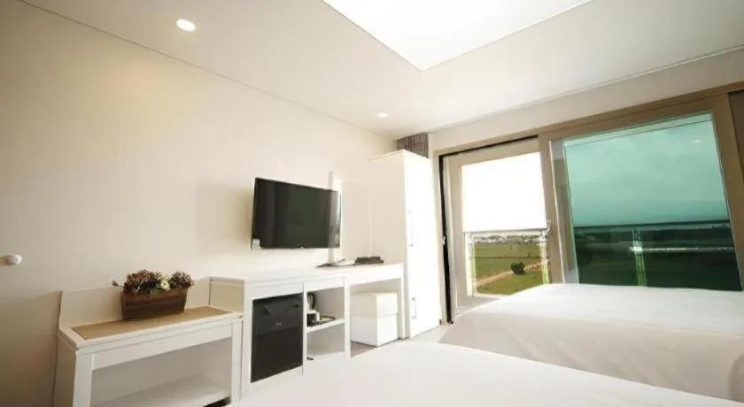 Bed in Sea View Hotel