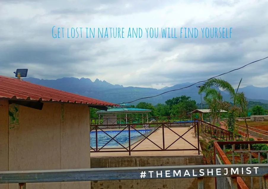 Pool view in The Malshej Mist