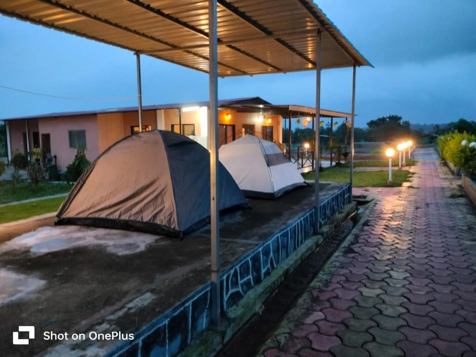 Area and facilities in The Malshej Mist