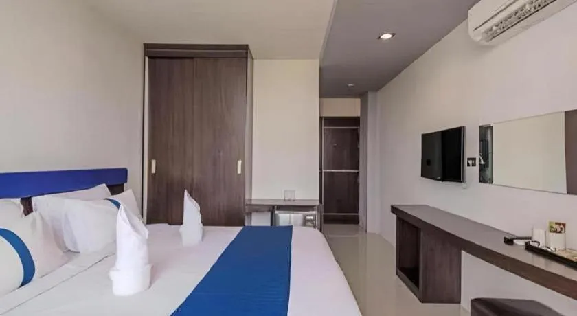 Bed in Ingtara Hotel