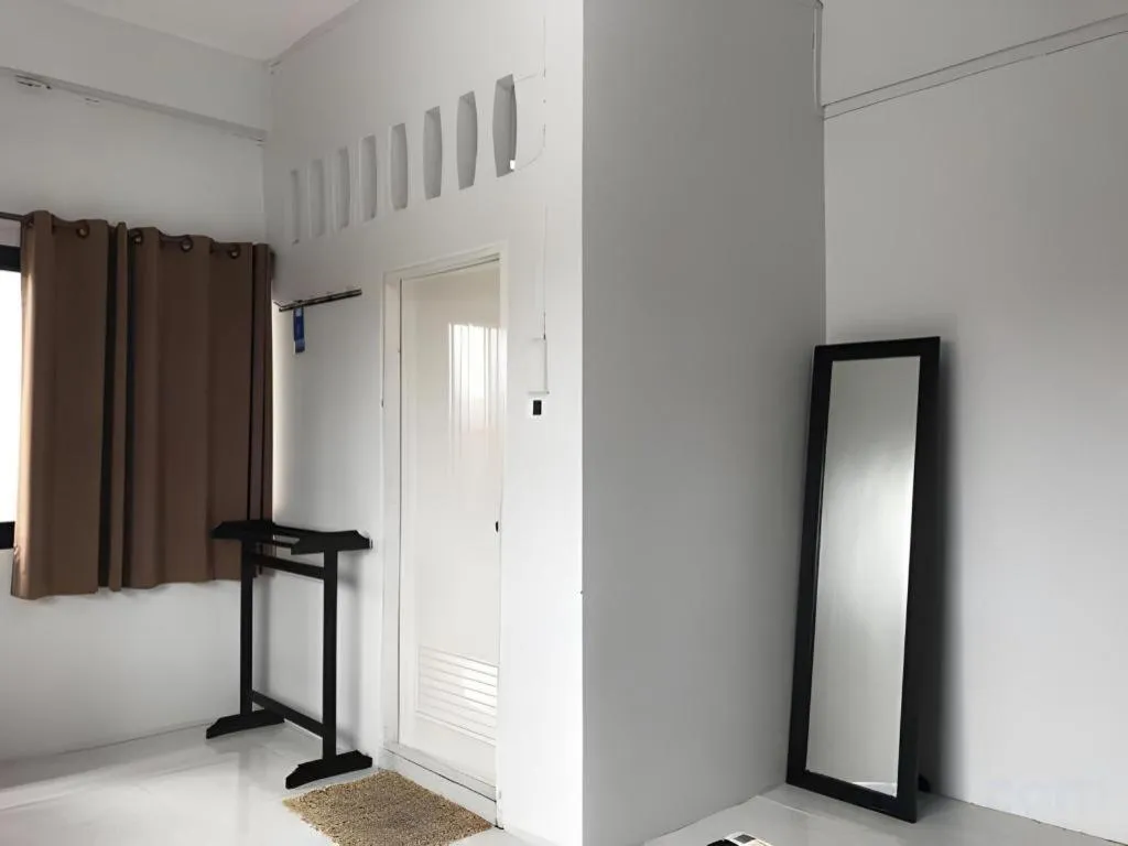 The Color Express Hotel