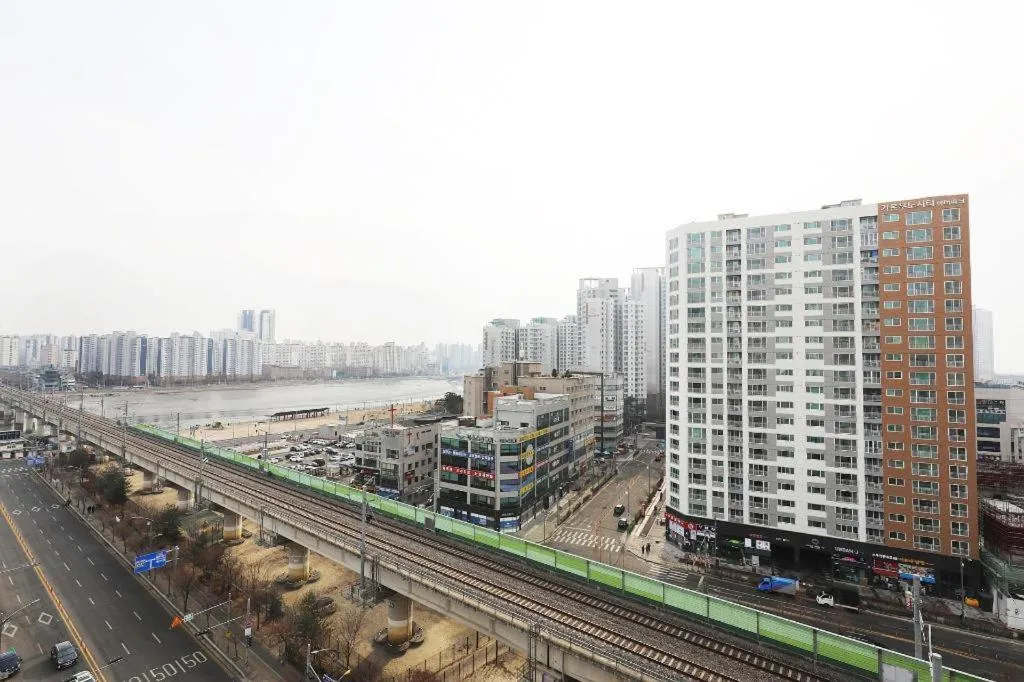 Business Design Hotel LUV