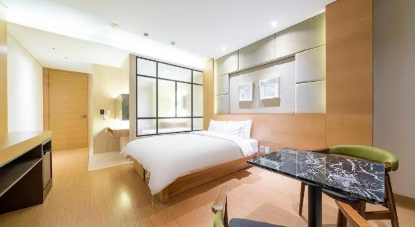 Bed in Business Design Hotel LUV