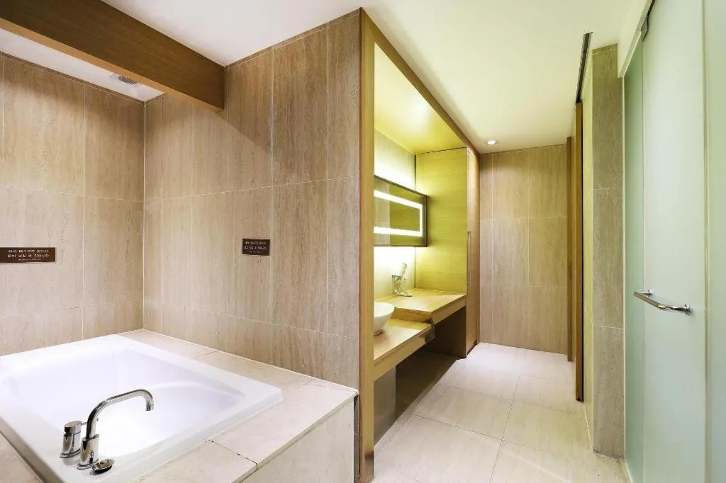 Bed in Business Design Hotel LUV