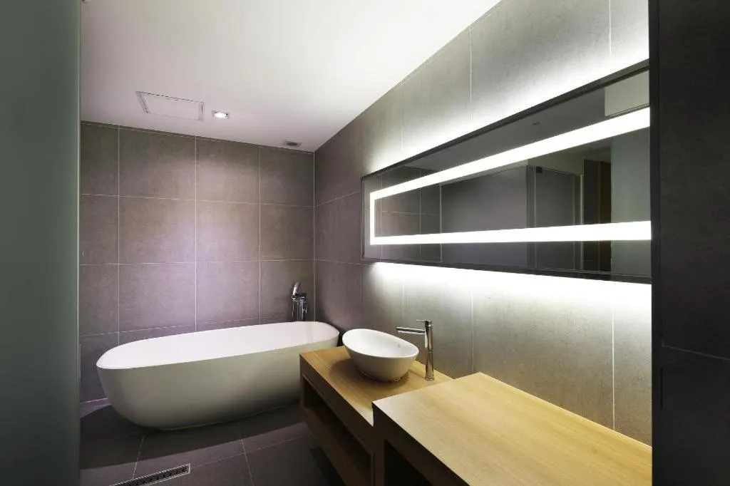 Business Design Hotel LUV