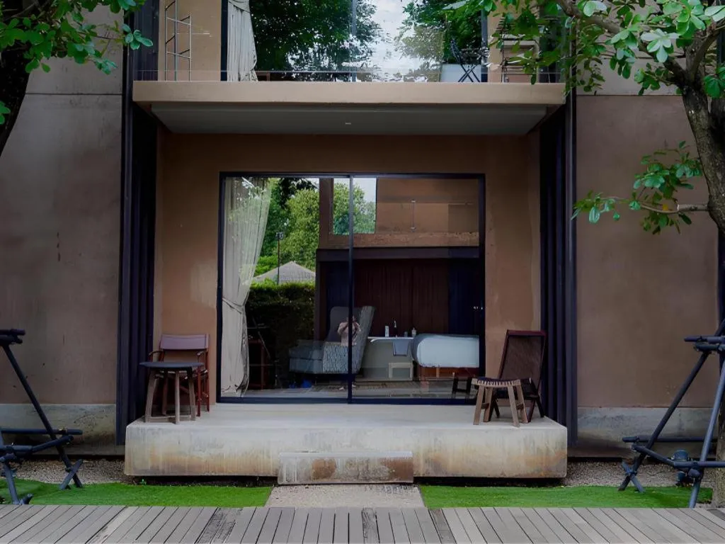 Monaz River Kwai Kanchanaburi