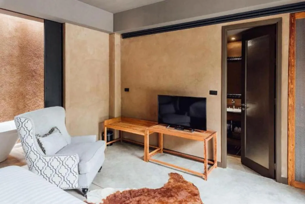 Monaz River Kwai Kanchanaburi