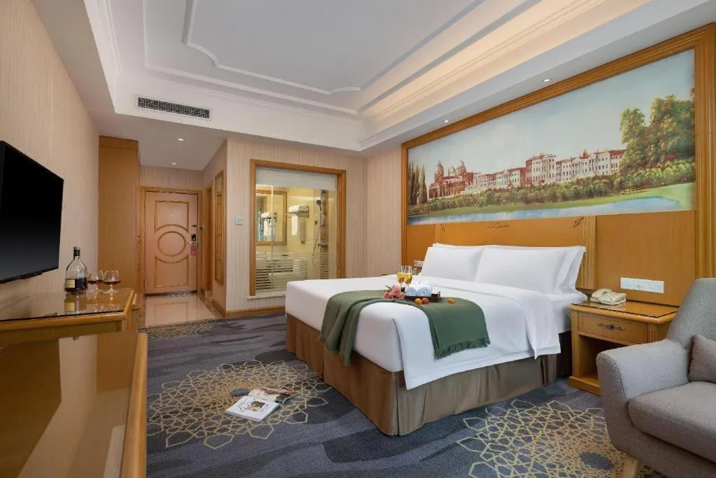Bed in Vienna Hotel Guangzhou Panyu Shiqiao Center Branch