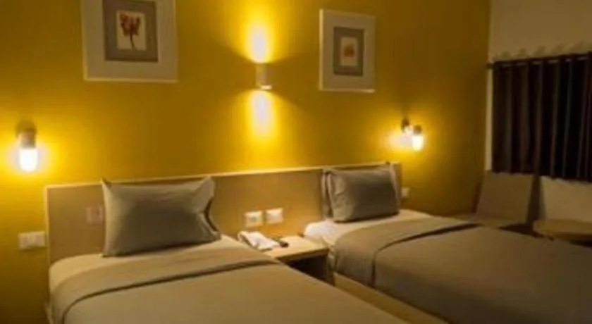 Bed in Hotel Tibera Taman Cibeunying