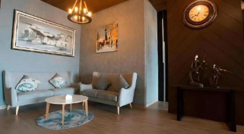 Zoom Dharmahusada Hotel