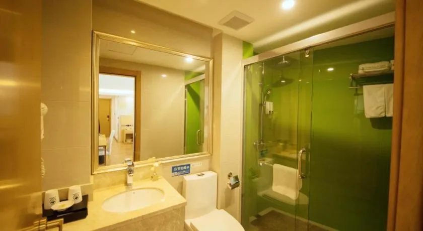GreenTree Inn Qingyuan Qinghe Avenue Branch