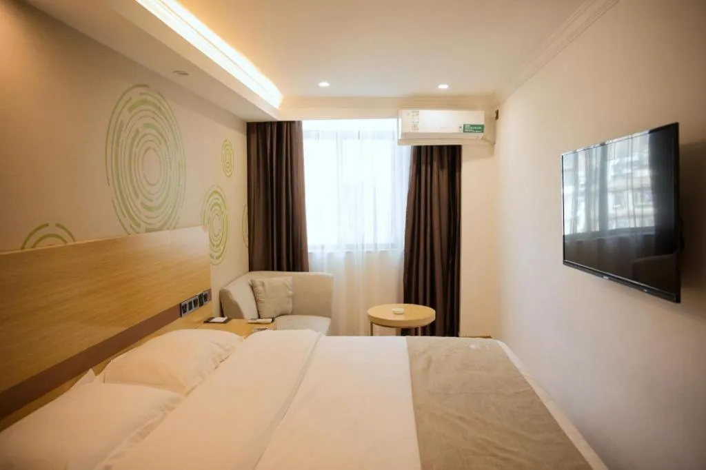 Bed in GreenTree Inn Qingyuan Qinghe Avenue Branch