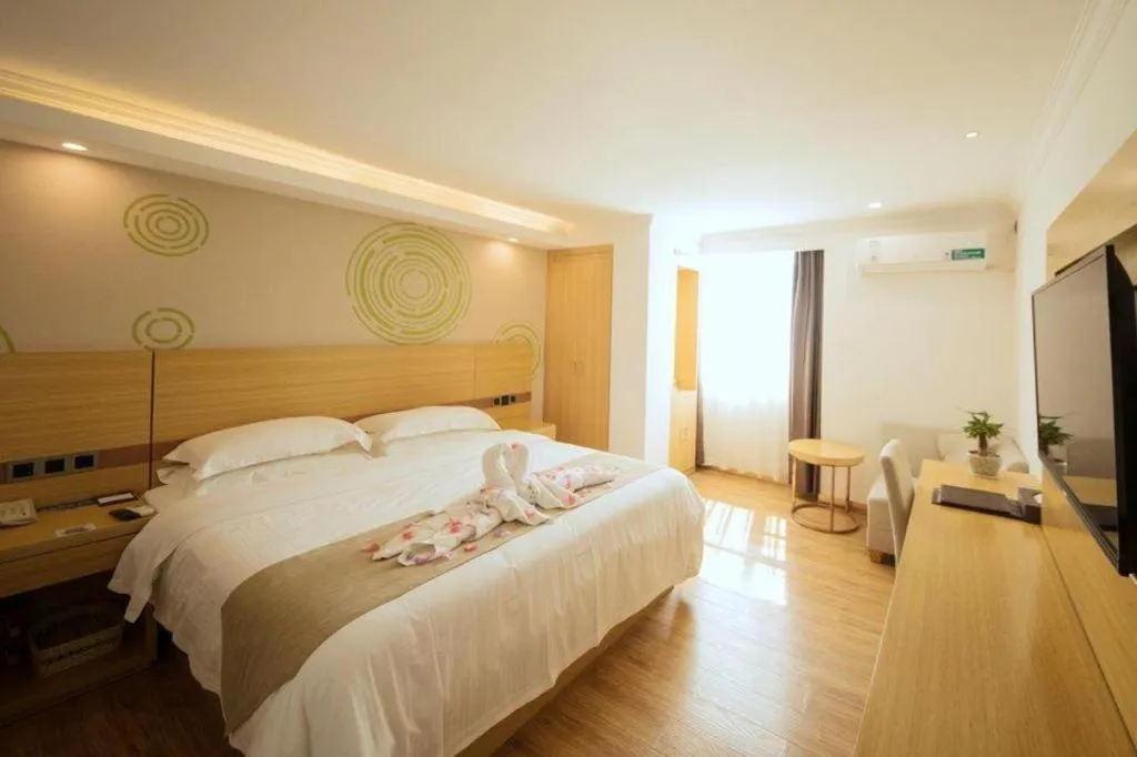 Bed in GreenTree Inn Qingyuan Qinghe Avenue Branch