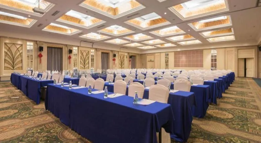 Sanya Shanghai Huating Boutique Resort Hotel