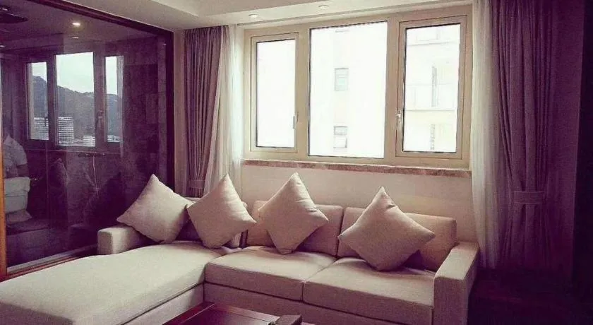 Sanya Shanghai Huating Boutique Resort Hotel