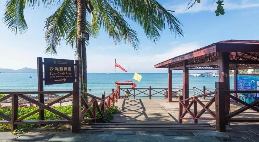 Sanya Shanghai Huating Boutique Resort Hotel