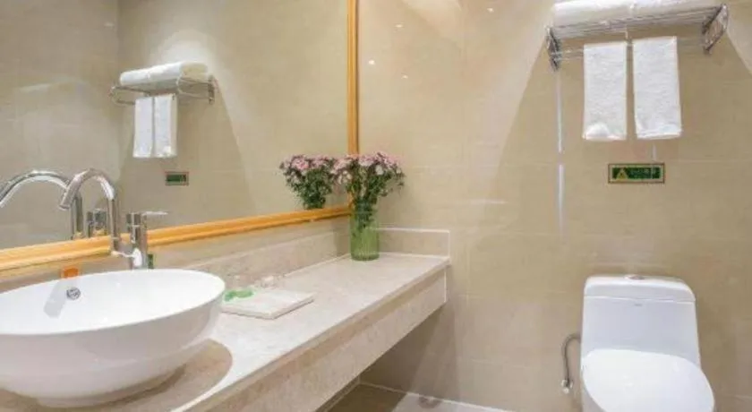 Vienna International Hotel Shanghai Dishui Lake Lingang Wanda