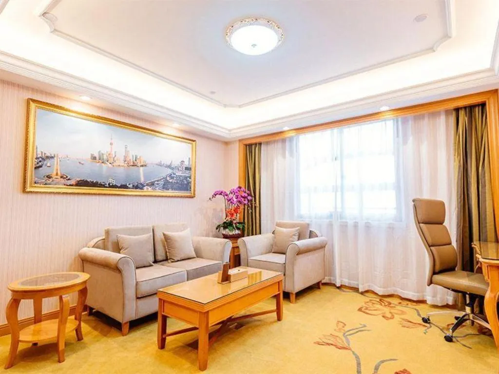 Vienna International Hotel Shanghai Dishui Lake Lingang Wanda